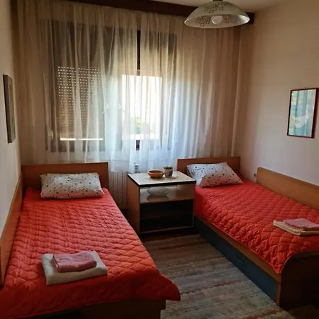 Апартаменти Family Ivanovic